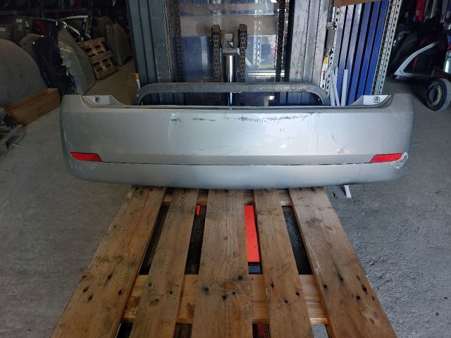 bontott FORD FIESTA V Hátsó Lökhárító (Részeivel)