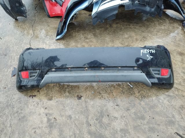 bontott FORD FIESTA V Hátsó Lökhárító (Részeivel)