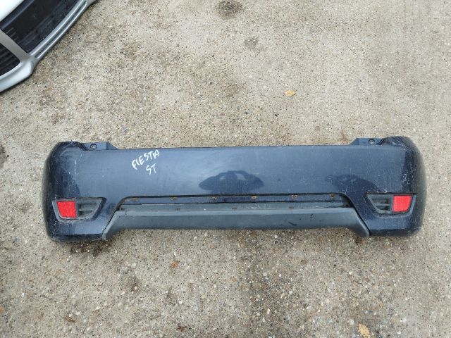 bontott FORD FIESTA V Hátsó Lökhárító (Részeivel)