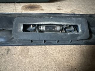 bontott FORD FIESTA V Hátsó Rendszámtábla Világítás