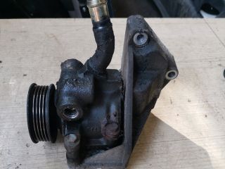 bontott FORD FIESTA V Hidraulika Szivattyú