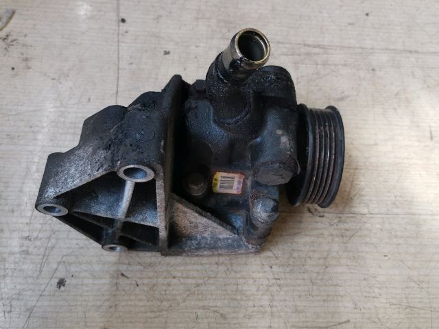 bontott FORD FIESTA V Hidraulika Szivattyú