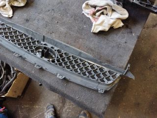 bontott FORD FIESTA V Hűtőrács