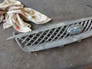 bontott FORD FIESTA V Hűtőrács