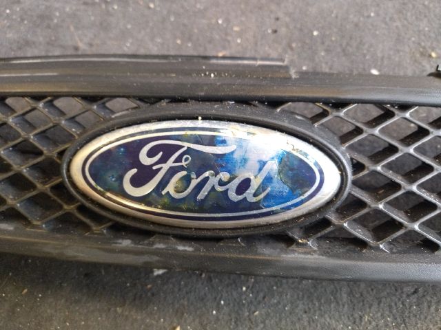 bontott FORD FIESTA V Hűtőrács