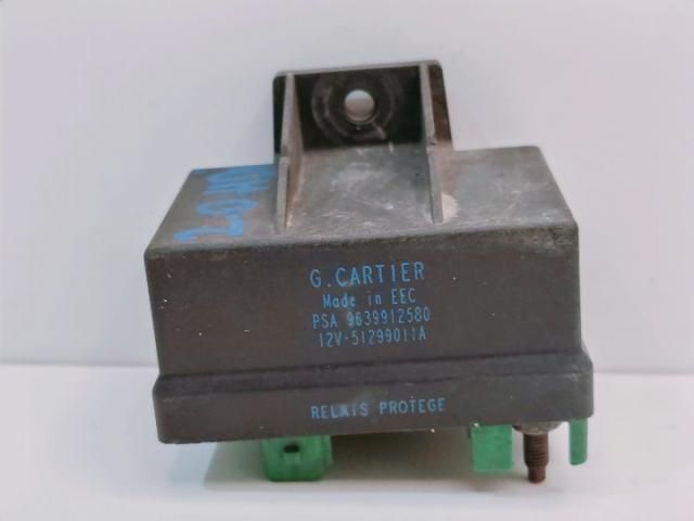 bontott FORD FIESTA V Izzító Relé