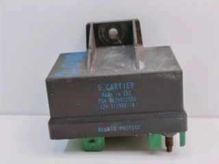 bontott FORD FIESTA V Izzító Relé