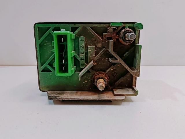 bontott FORD FIESTA V Izzító Relé