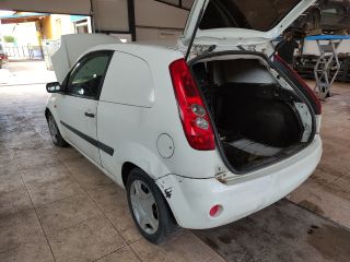 bontott FORD FIESTA V Jobb B Oszlop Burkolat