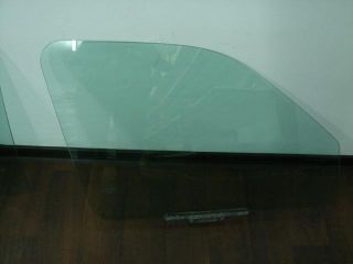 bontott FORD FIESTA V Jobb első Ablak