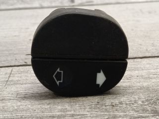 bontott FORD FIESTA V Jobb első Ablakemelő Kapcsoló