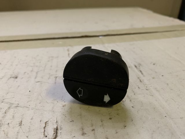 bontott FORD FIESTA V Jobb első Ablakemelő Kapcsoló