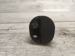 bontott FORD FIESTA V Jobb első Ablakemelő Kapcsoló