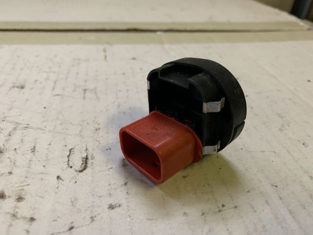 bontott FORD FIESTA V Jobb első Ablakemelő Kapcsoló