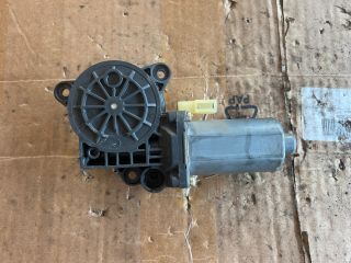 bontott FORD FIESTA V Jobb első Ablakemelő Motor