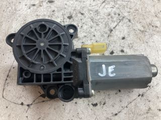 bontott FORD FIESTA V Jobb első Ablakemelő Motor