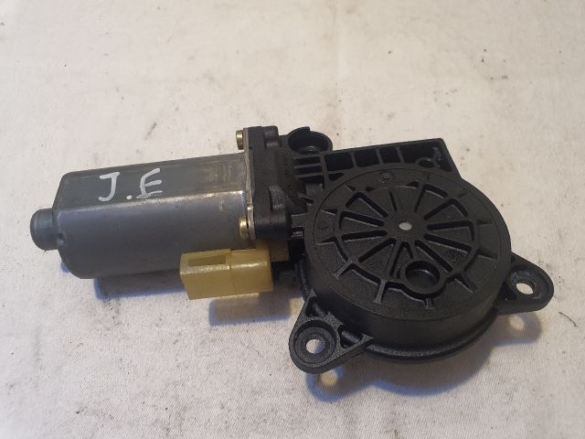 bontott FORD FIESTA V Jobb első Ablakemelő Motor