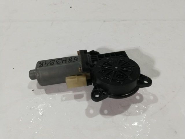 bontott FORD FIESTA V Jobb első Ablakemelő Motor