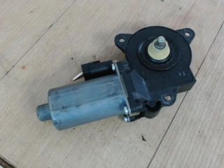 bontott FORD FIESTA V Jobb első Ablakemelő Motor