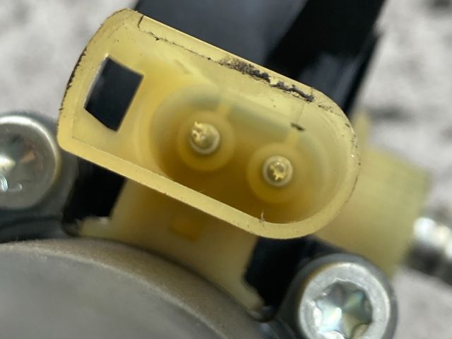 bontott FORD FIESTA V Jobb első Ablakemelő Motor