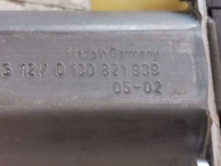 bontott FORD FIESTA V Jobb első Ablakemelő Motor