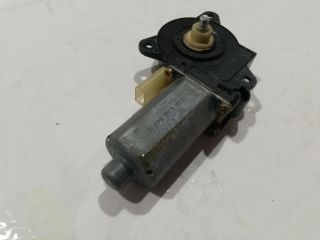 bontott FORD FIESTA V Jobb első Ablakemelő Motor