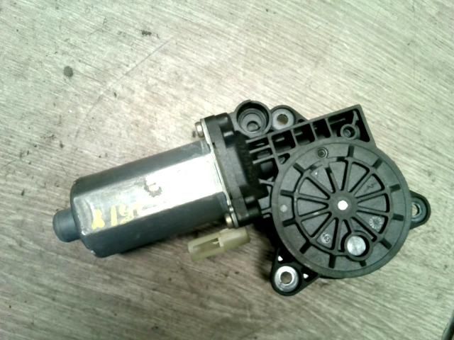 bontott FORD FIESTA V Jobb első Ablakemelő Motor