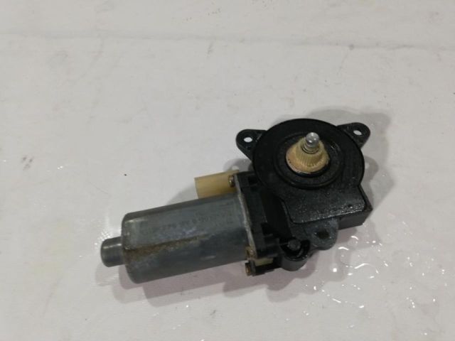 bontott FORD FIESTA V Jobb első Ablakemelő Motor