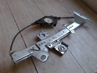 bontott FORD FIESTA V Jobb első Ablakemelő Szerkezet (Elektromos)