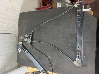 bontott FORD FIESTA V Jobb első Ablakemelő Szerkezet (Mechanikus)