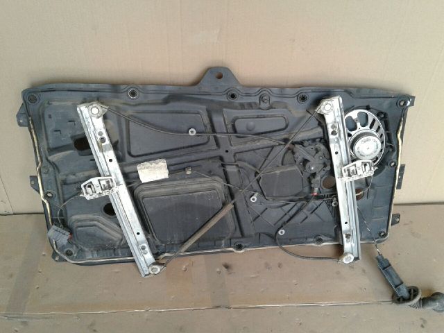 bontott FORD FIESTA V Jobb első Ablakemelő Szerkezet (Mechanikus)