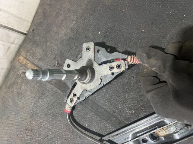 bontott FORD FIESTA V Jobb első Ablakemelő Szerkezet (Mechanikus)