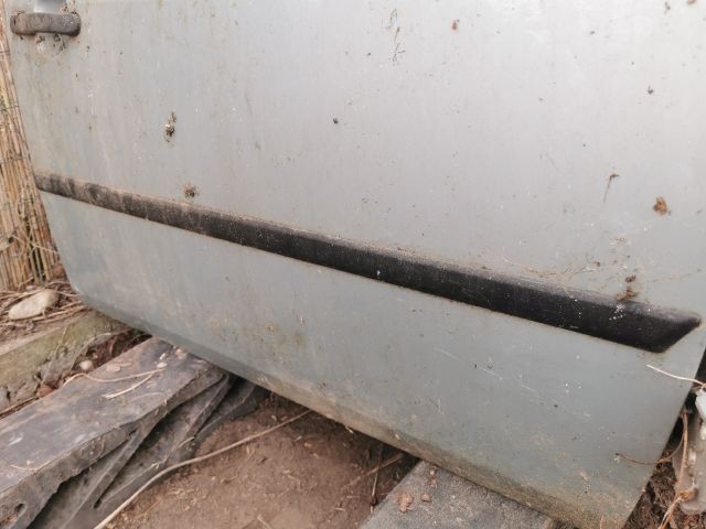 bontott FORD FIESTA V Jobb első Ajtó Díszléc