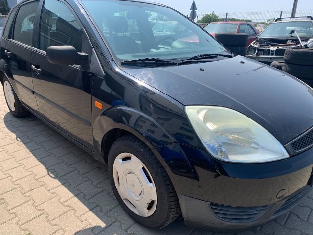 bontott FORD FIESTA V Jobb első Ajtó (Részeivel)