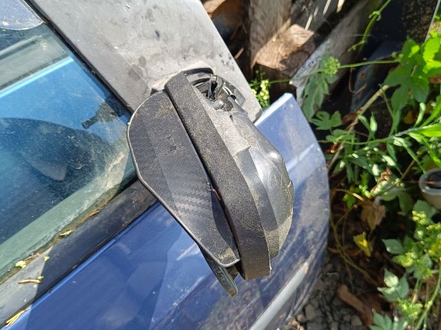 bontott FORD FIESTA V Jobb első Ajtó (Részeivel)