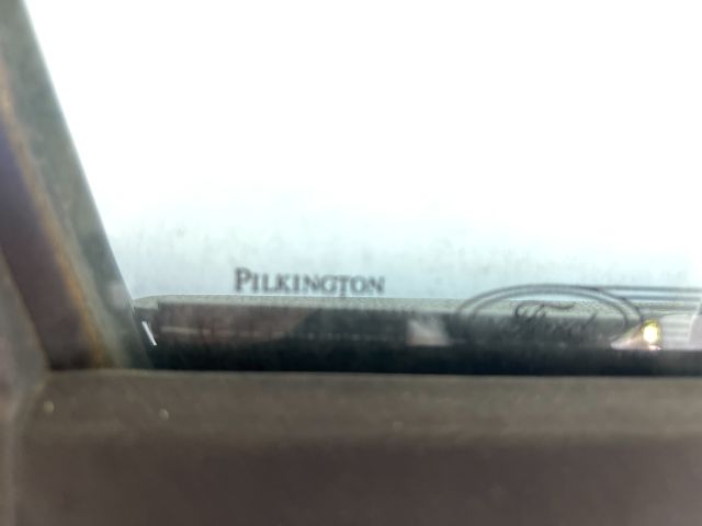 bontott FORD FIESTA V Jobb első Ajtó (Részeivel)