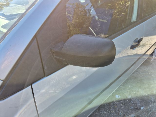 bontott FORD FIESTA V Jobb első Ajtó (Részeivel)