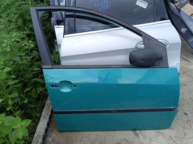 bontott FORD FIESTA V Jobb első Ajtó (Üres lemez)