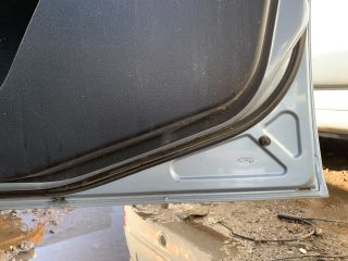 bontott FORD FIESTA V Jobb első Ajtó (Üres lemez)