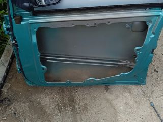 bontott FORD FIESTA V Jobb első Ajtó (Üres lemez)