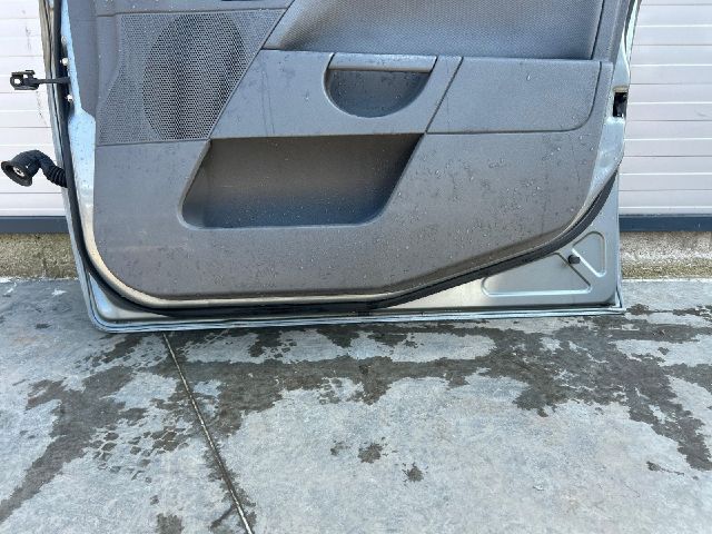 bontott FORD FIESTA V Jobb első Ajtó (Üres lemez)