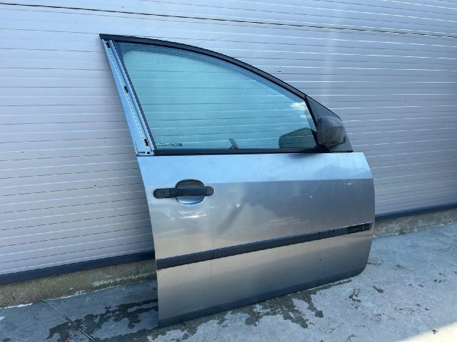 bontott FORD FIESTA V Jobb első Ajtó (Üres lemez)