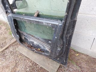 bontott FORD FIESTA V Jobb első Ajtó (Üres lemez)