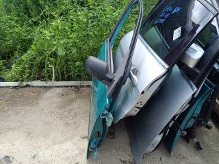 bontott FORD FIESTA V Jobb első Ajtó (Üres lemez)