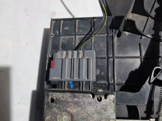 bontott FORD FIESTA V Jobb első Ajtózár