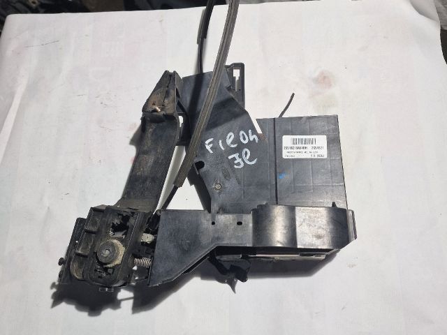 bontott FORD FIESTA V Jobb első Ajtózár