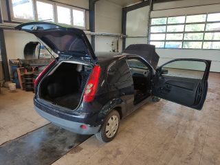 bontott FORD FIESTA V Jobb első Biztonsági Öv