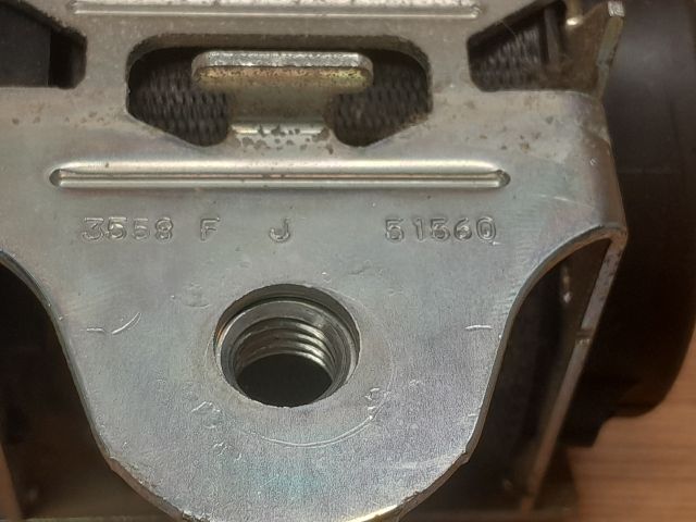 bontott FORD FIESTA V Jobb első Biztonsági Öv