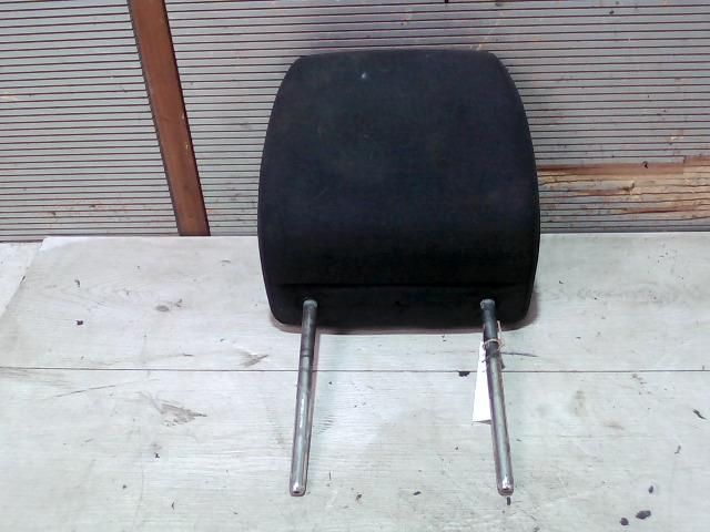 bontott FORD FIESTA V Jobb első Fejtámla