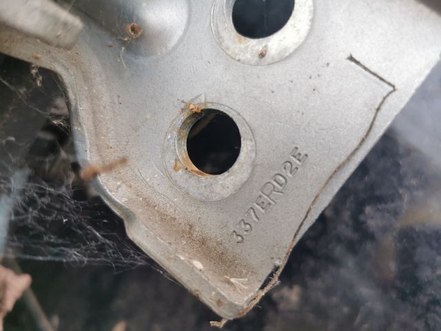 bontott FORD FIESTA V Jobb első Felső Zsanér